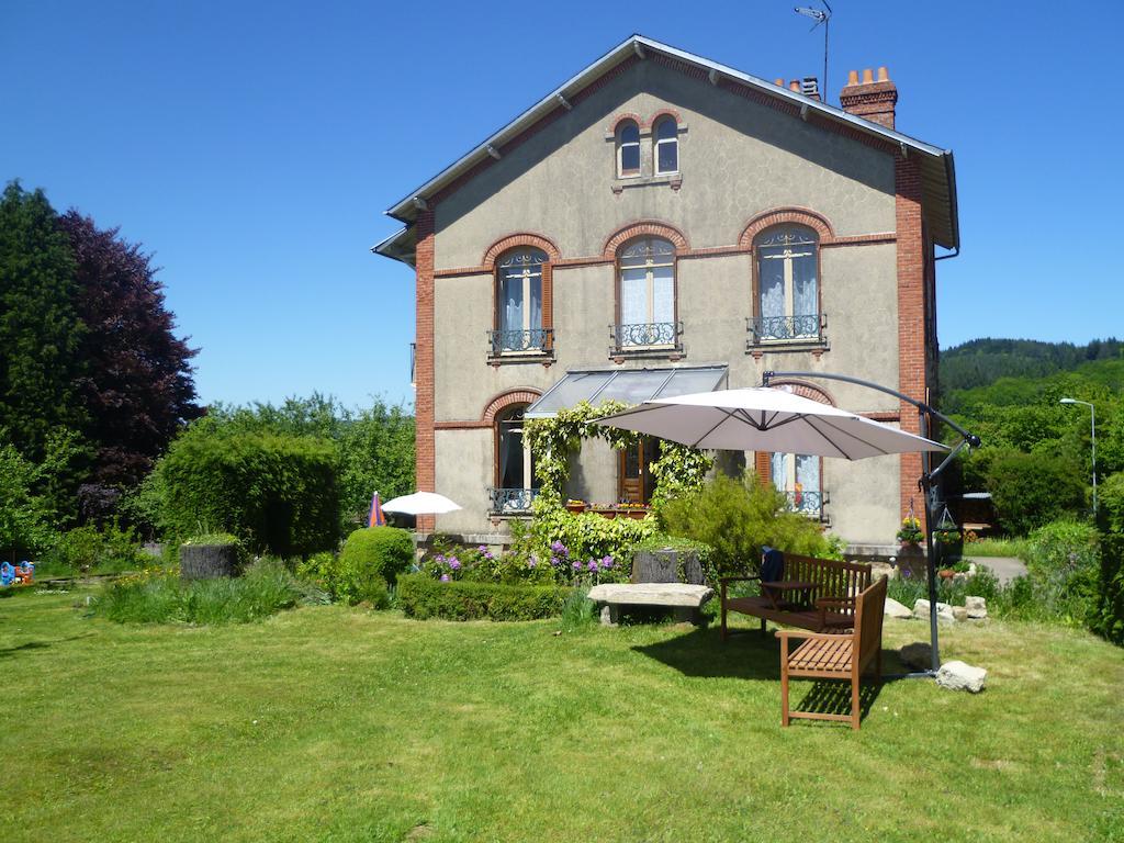 La Maison Du Marchand Peyrat-le-Château Kültér fotó