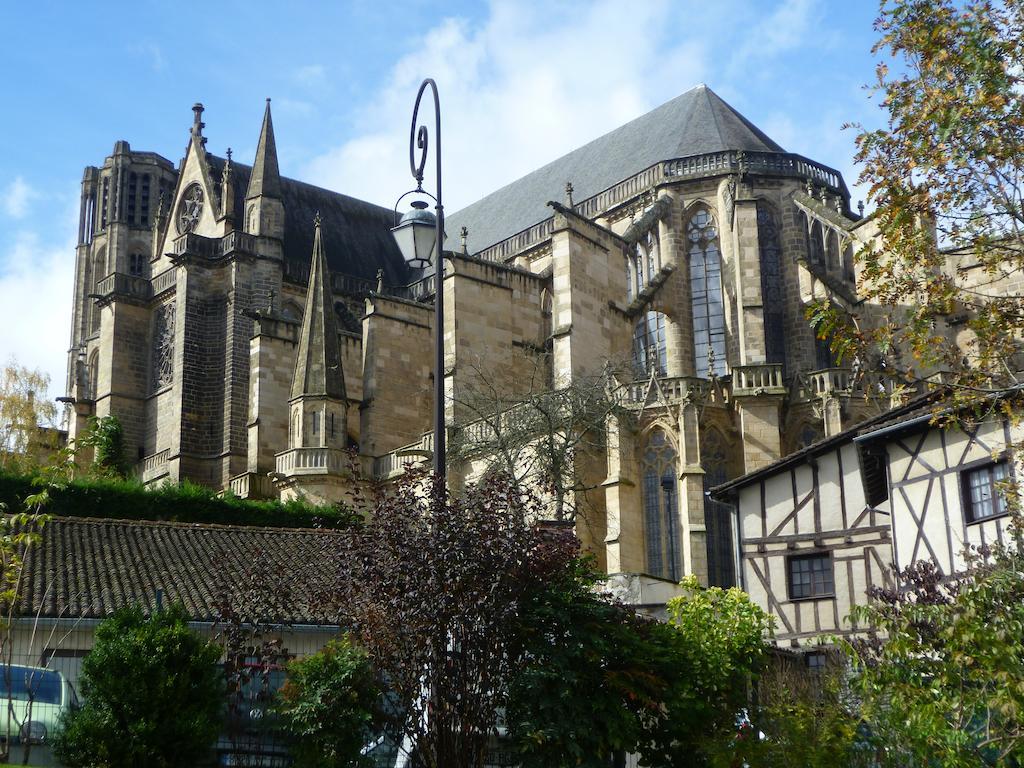 La Maison Du Marchand Peyrat-le-Château Kültér fotó